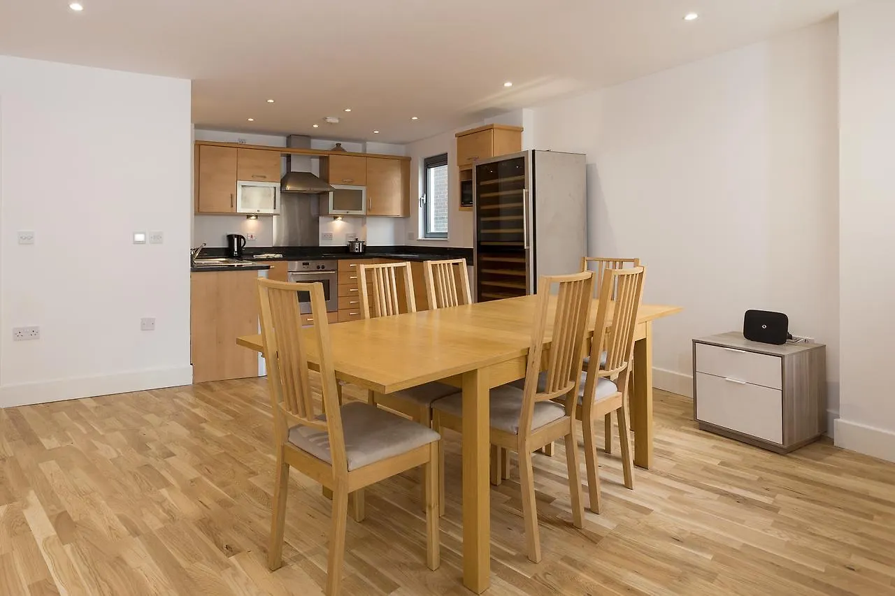 Spacious Flat With A Great View Of The Shard 런던