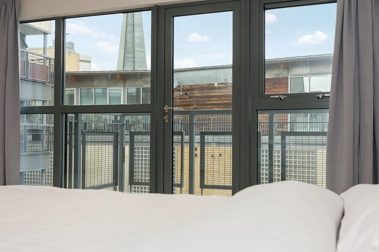 아파트 Spacious Flat With A Great View Of The Shard 런던